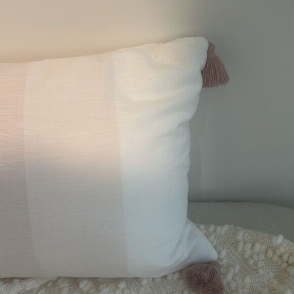 Hearth & Hand Lumbar Pillow Decor 14”x20 - Picture 3 of 5